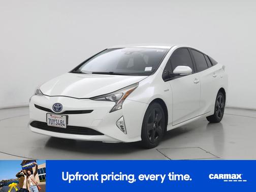 White 2016 Toyota Prius Three Touring