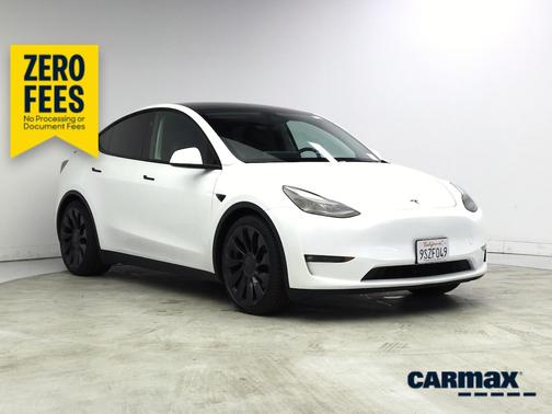 White 2023 Tesla Model Y Performance