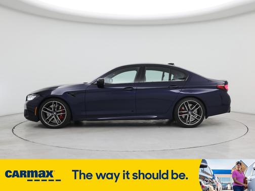 2022 BMW M5