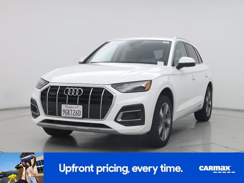 White 2023 Audi Q5 Premium