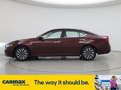 2023 Nissan Altima SV
