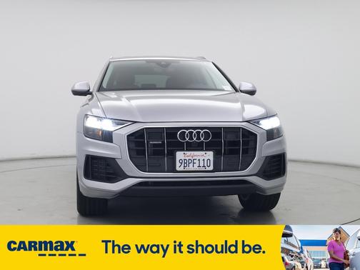 2022 Audi Q8 Premium Plus