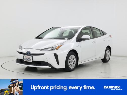 White 2021 Toyota Prius LE