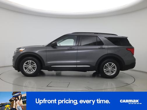 Gray 2022 Ford Explorer XLT