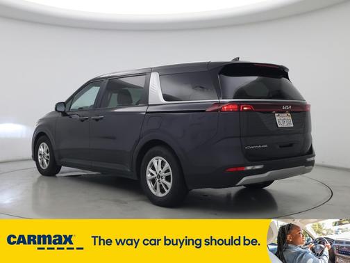 2022 Kia Carnival LXS