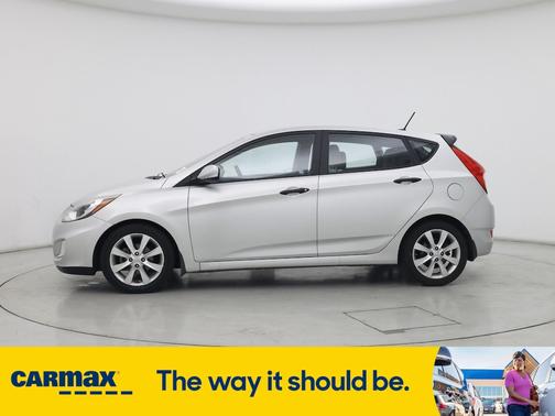 2013 Hyundai Accent SE