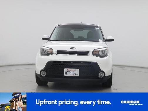 White 2016 Kia Soul +