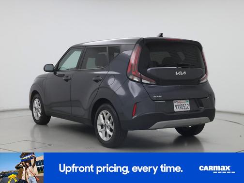 Gray 2023 Kia Soul LX