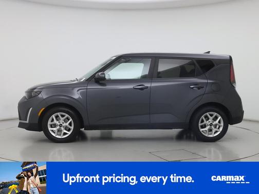 Gray 2023 Kia Soul LX