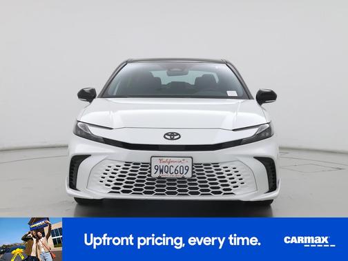 Pearl 2026 Toyota Camry XSE