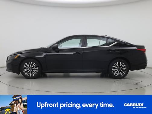 Black 2026 Nissan Altima SV