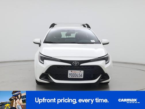 White 2023 Toyota Corolla Hatchback SE