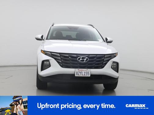 White 2022 Hyundai TUCSON SEL