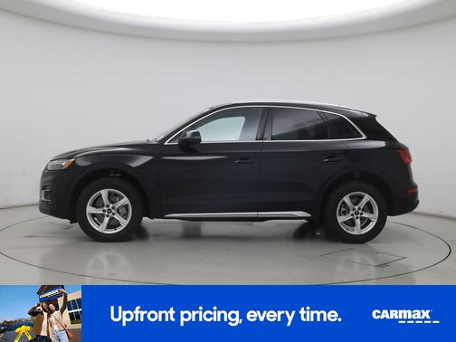 Black 2023 Audi Q5 Premium