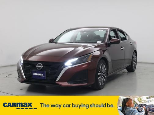 2023 Nissan Altima SV