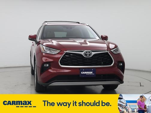 2022 Toyota Highlander Platinum
