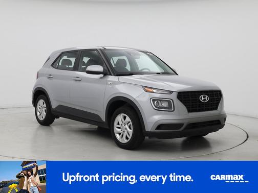 2022 Hyundai VENUE SE