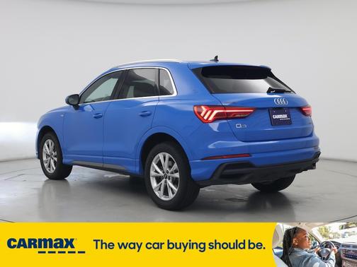 2023 Audi Q3 Premium