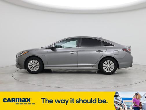 2017 Hyundai SONATA Hybrid