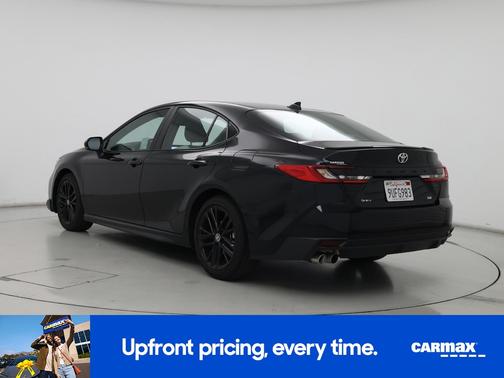 Black 2025 Toyota Camry SE