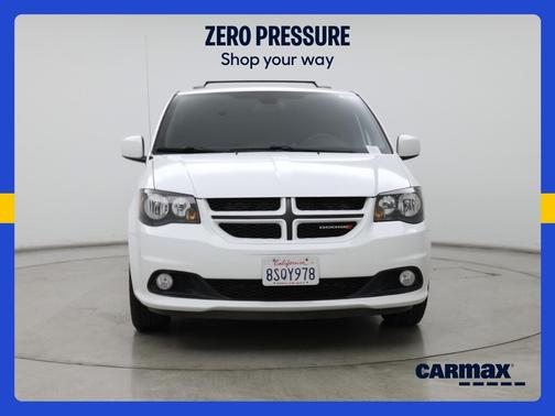 White 2019 Dodge Grand Caravan GT