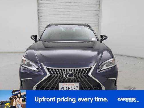 2023 Lexus ES 300h 