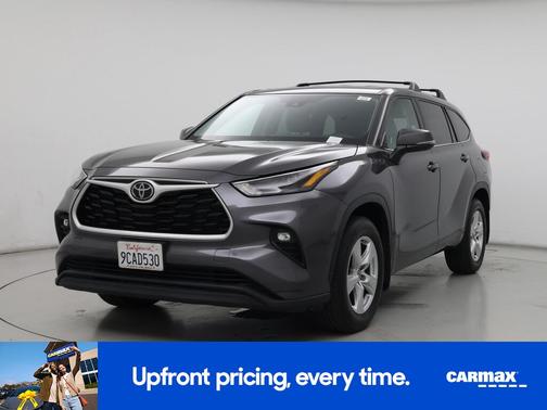 2022 Toyota Highlander LE
