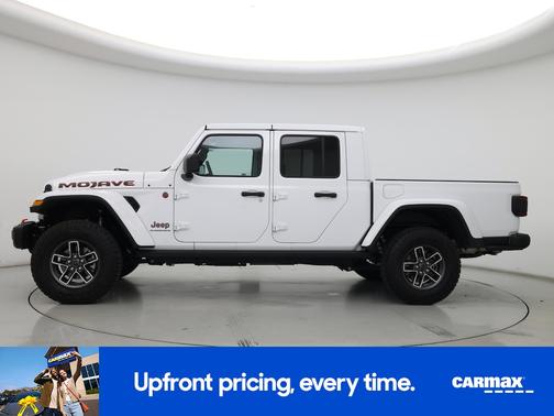White 2025 Jeep Gladiator Mojave X