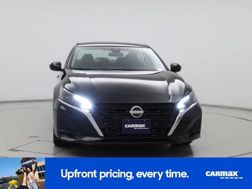 2023 Nissan Altima SR