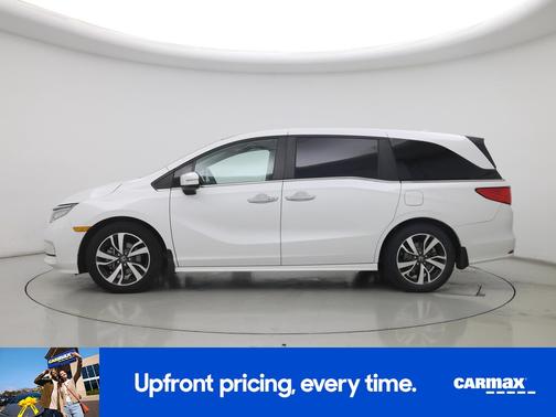 White 2024 Honda Odyssey Touring