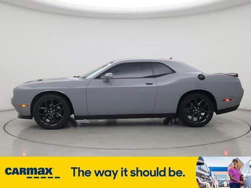 2022 Dodge Challenger SXT