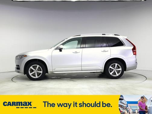 2016 Volvo XC90 T5 Momentum