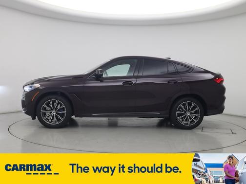 2021 BMW X6 M50i