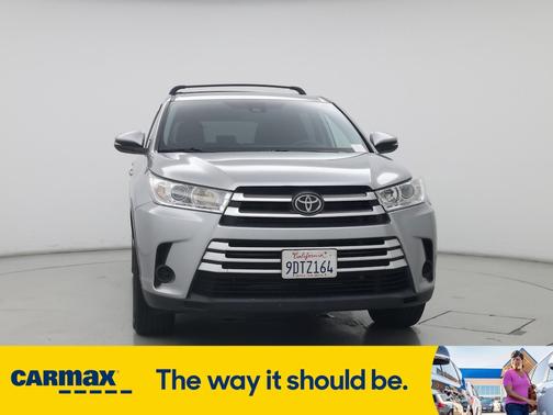 2019 Toyota Highlander LE