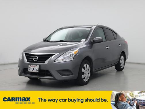 2016 Nissan Versa SV