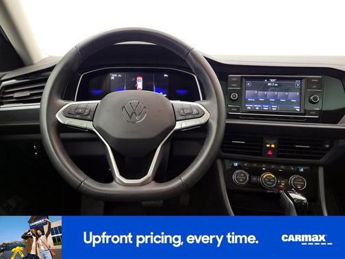 Gray 2024 Volkswagen Jetta SE