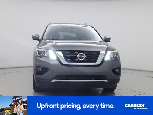 2017 Nissan Pathfinder SL
