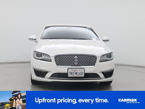 White 2017 Lincoln MKZ Select