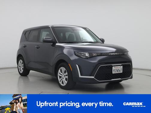 Gray 2025 Kia Soul LX