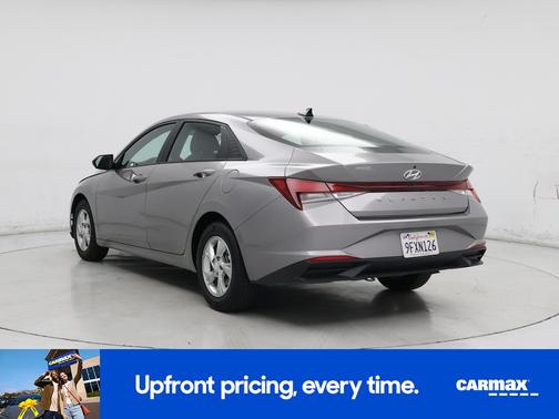 2023 Hyundai ELANTRA SE