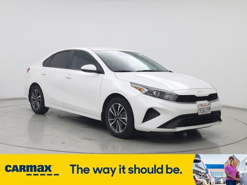2023 Kia Forte LX