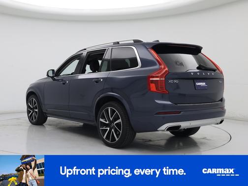 2019 Volvo XC90 T5 Momentum