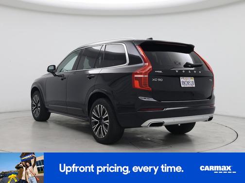 2020 Volvo XC90 T5 Momentum