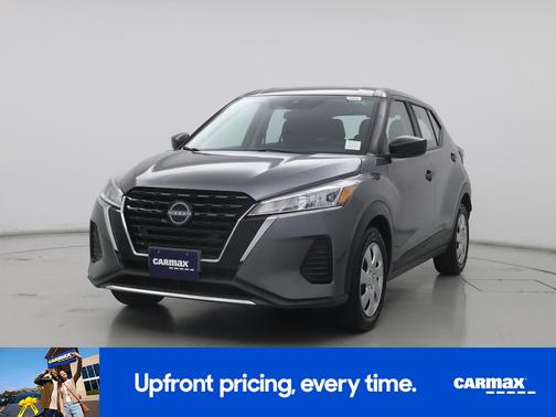 Gray 2023 Nissan Kicks S