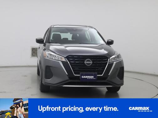 Gray 2023 Nissan Kicks S