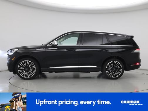 Black 2022 Lincoln Aviator Black Label