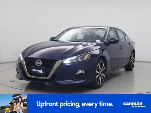 2022 Nissan Altima SR