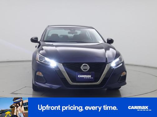 2022 Nissan Altima SR