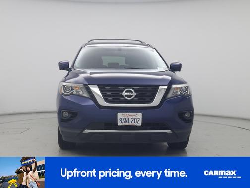 2017 Nissan Pathfinder Platinum