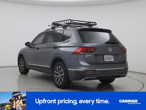 Gray 2018 Volkswagen Tiguan SE